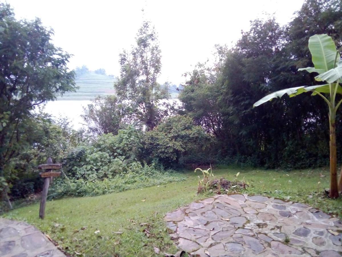 Byoona Amagara At Lake Bunyonyi Kabale Buitenkant foto